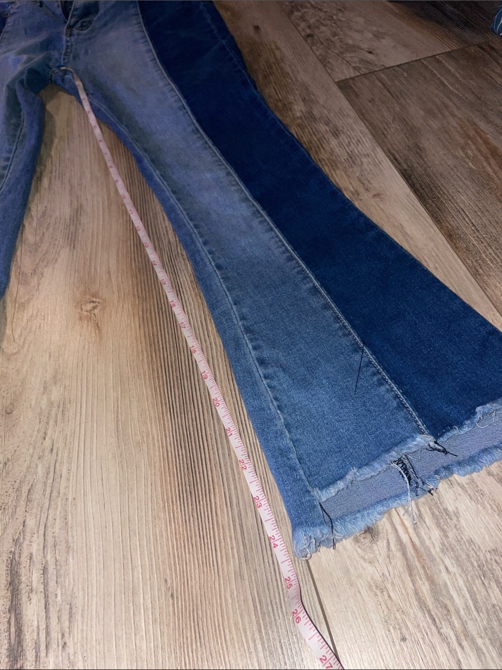 Color block cropped Flare Jeans - Picture 8 of 10